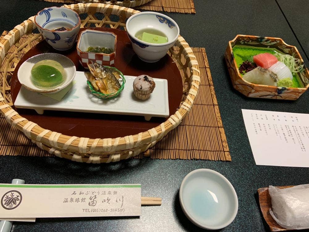 旅館 笛吹川