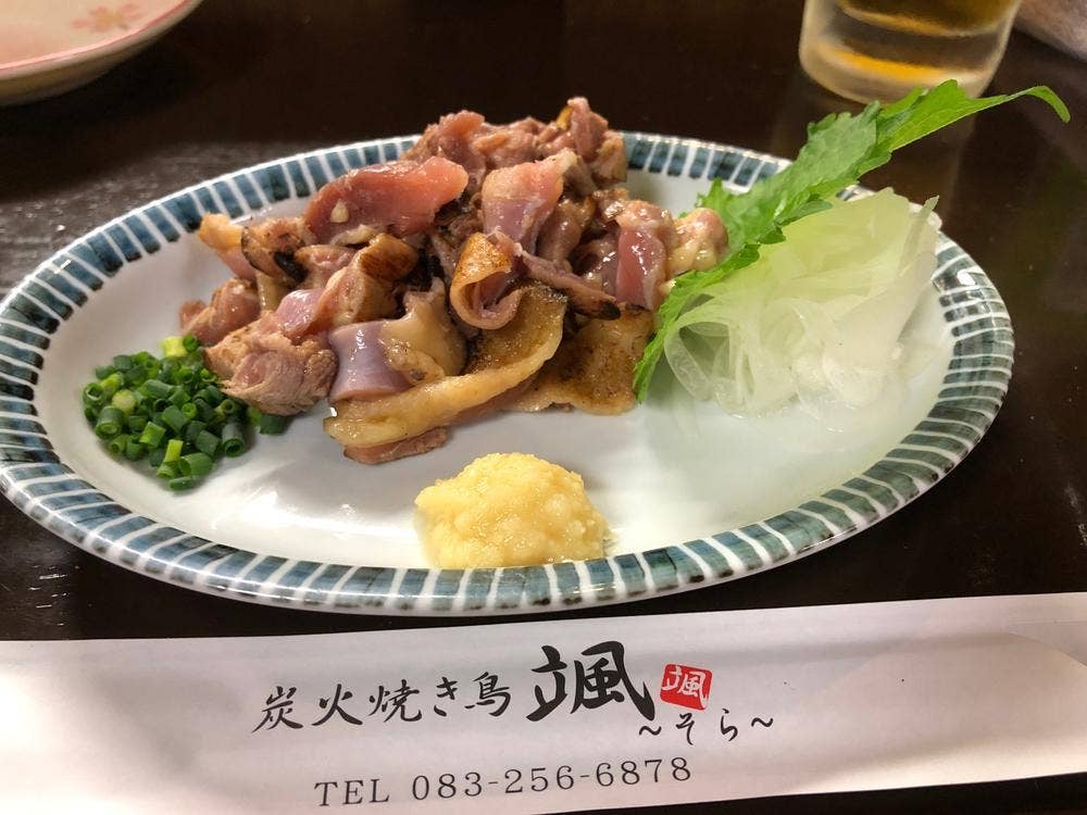 炭火焼鳥 颯