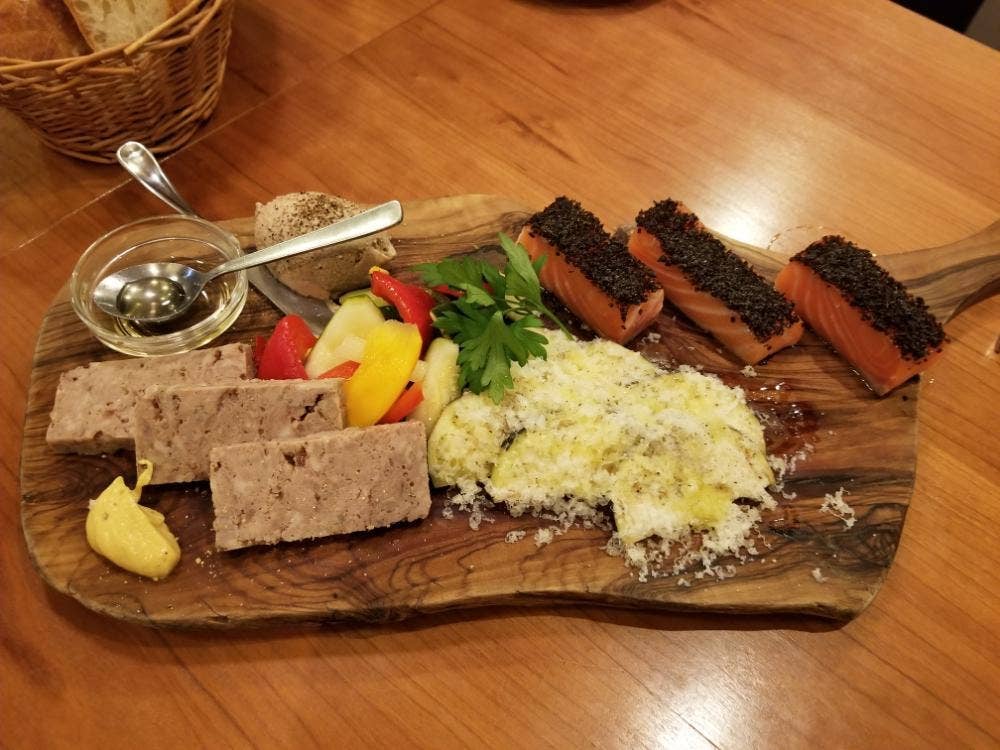 ビストロ アンコール