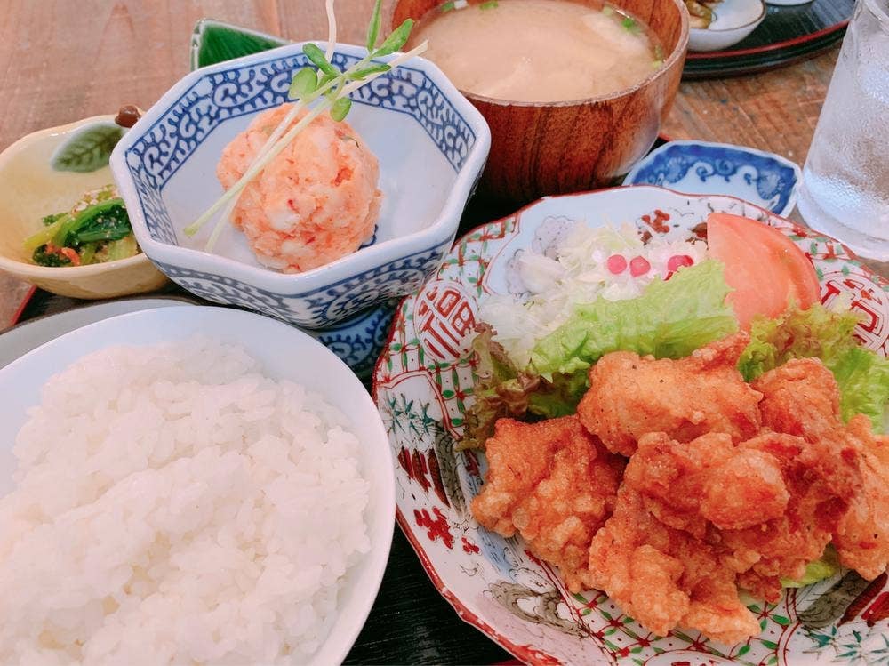 うららの食堂