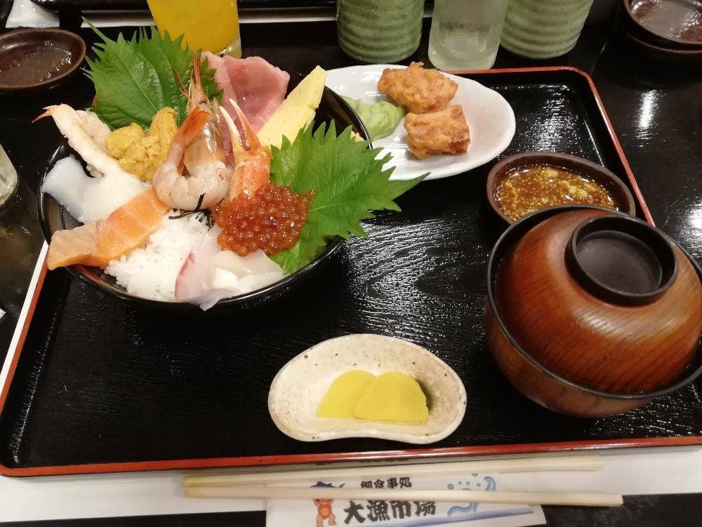 御食事処 大漁市場