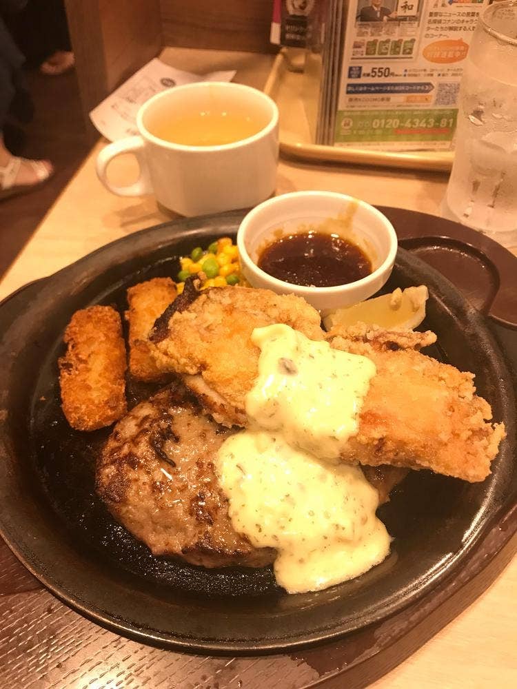 ガスト 関内店