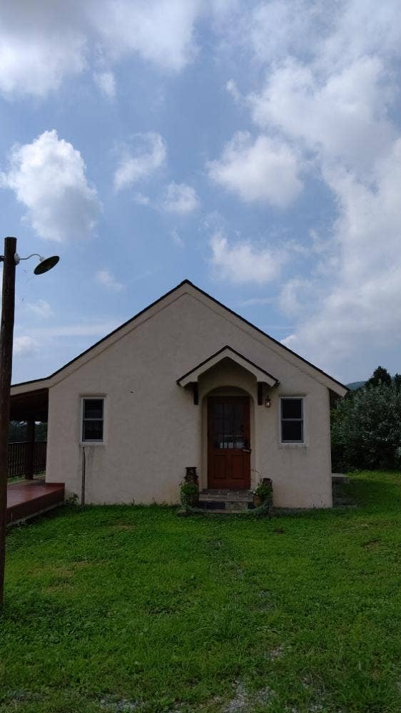 チーズ工房 Three Brown