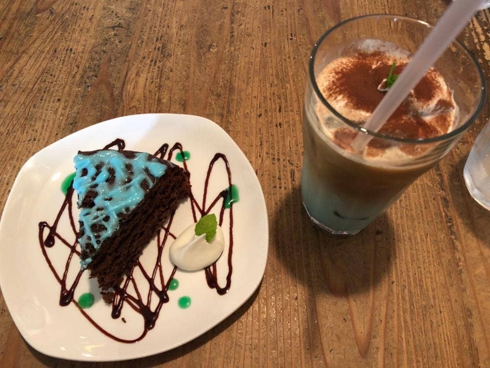 Cafe 1001