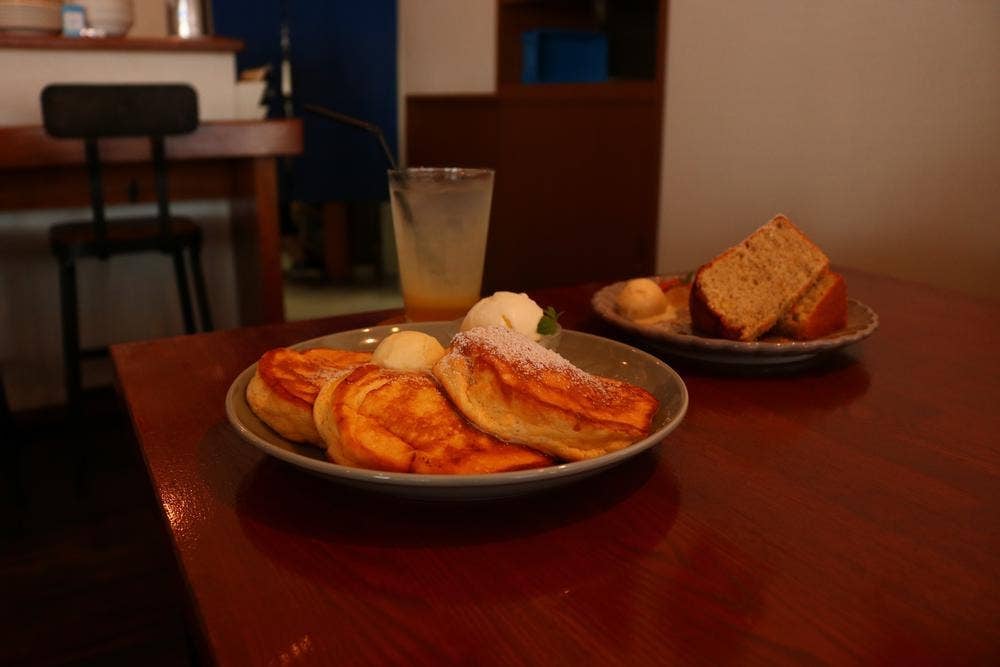 CAFE MAHOGANY