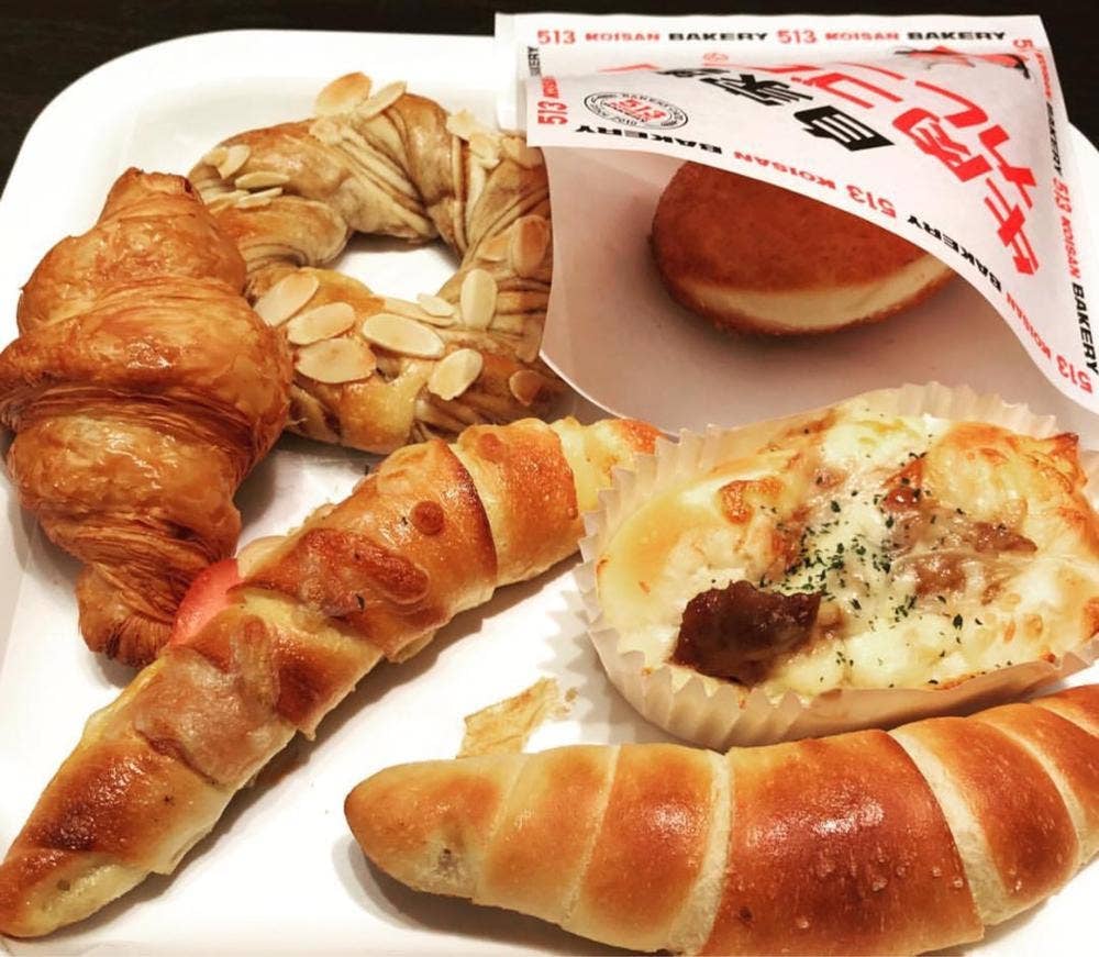 513BAKERY 三重津ヨットハーバー店