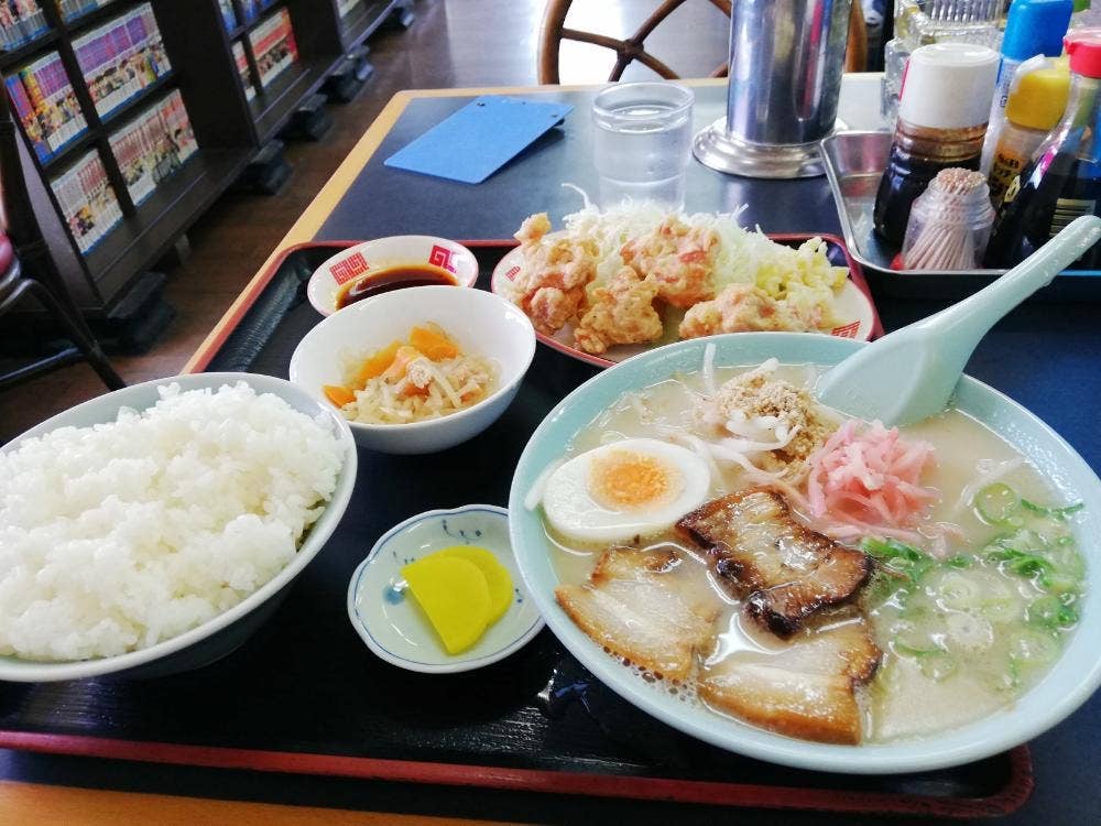 まんぷく亭