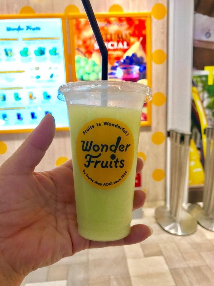 Wonder Fruits 博多マルイ店