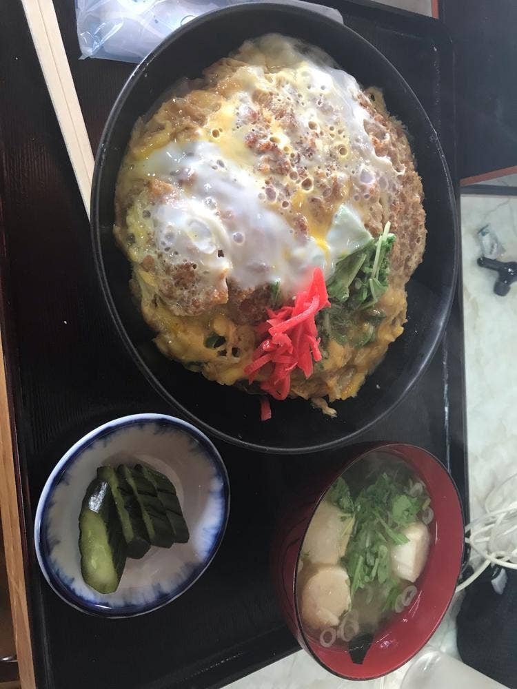 月盛食堂