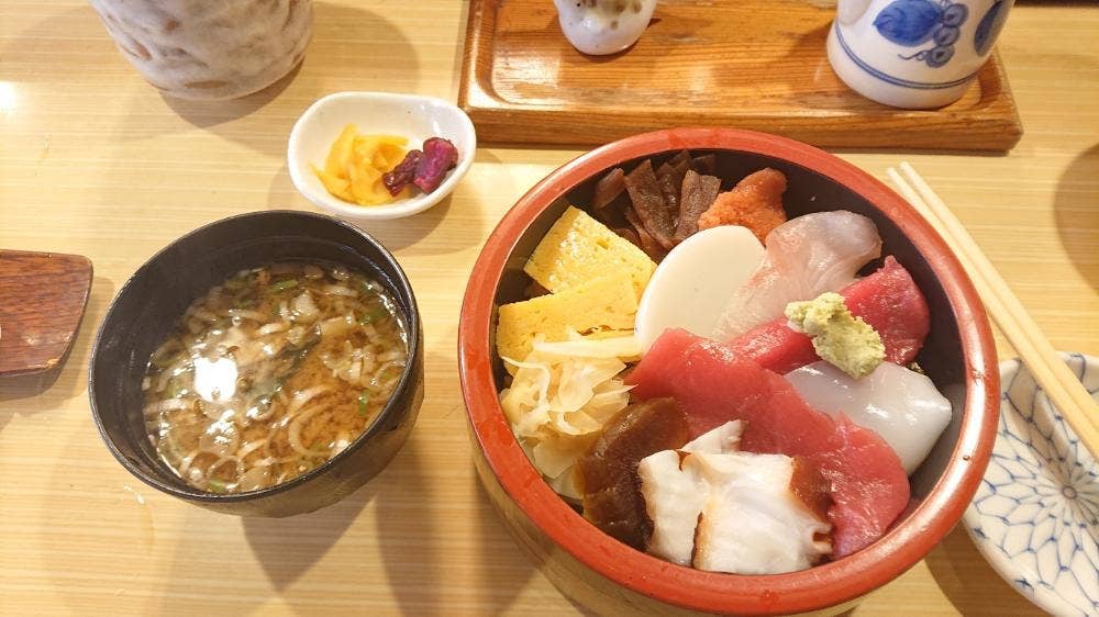 おかめ鮨