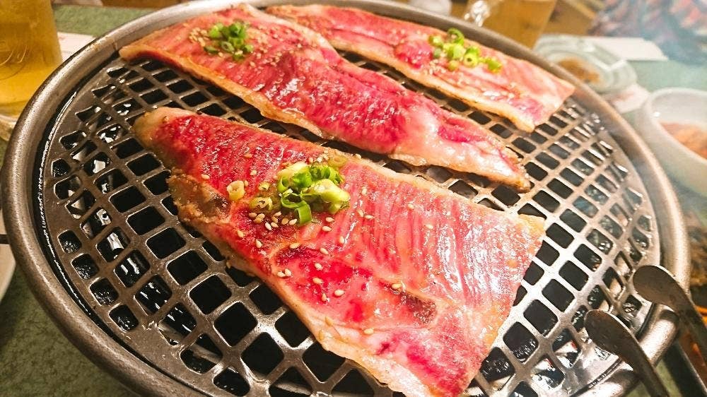 焼肉 あいうえお 石津店