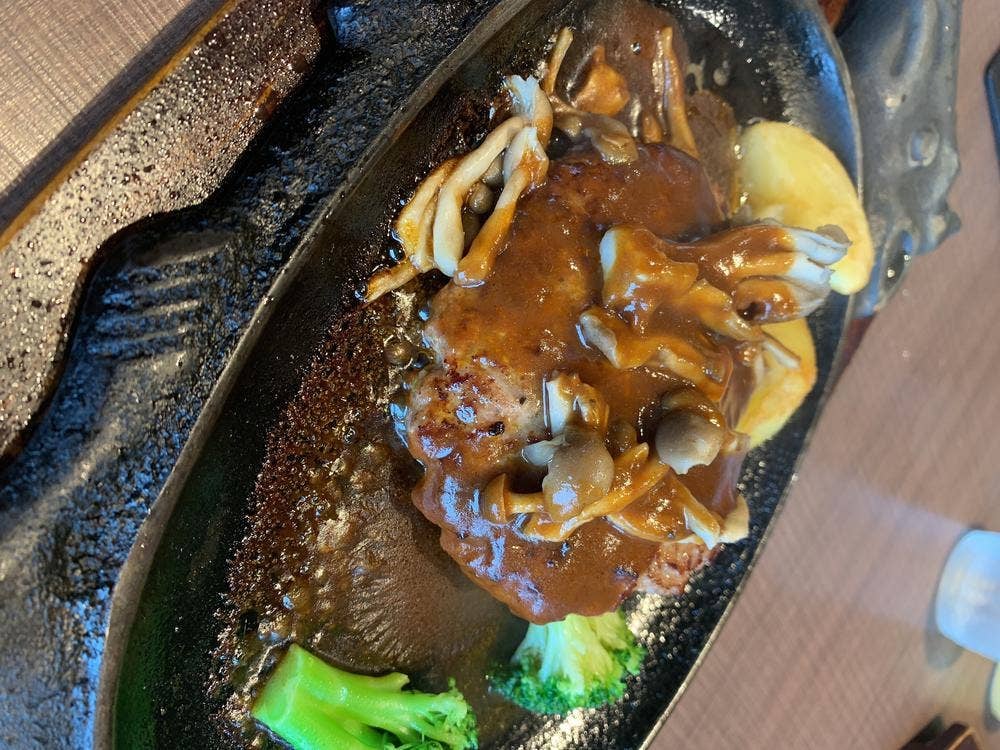 フォルクス 稲毛店