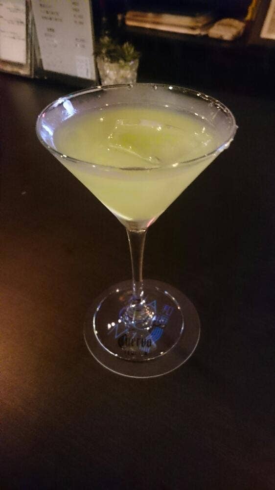 Bar 和海