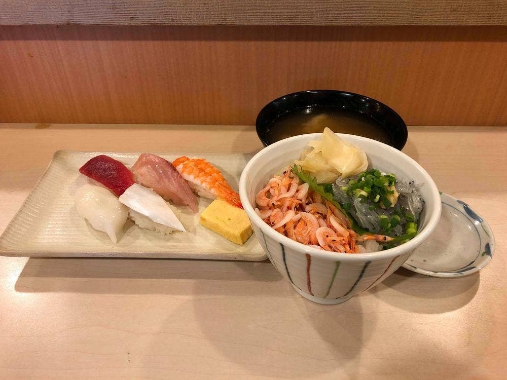 清水すし横丁 清水港 さかなや