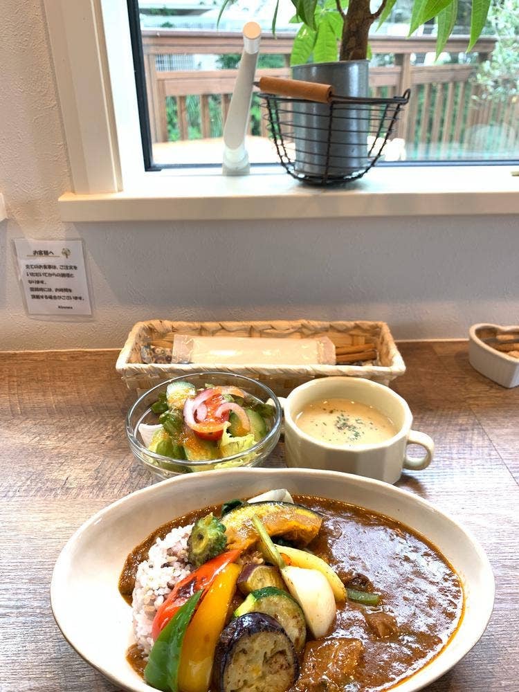 ベジタブル ダイニング & カフェ 季の環