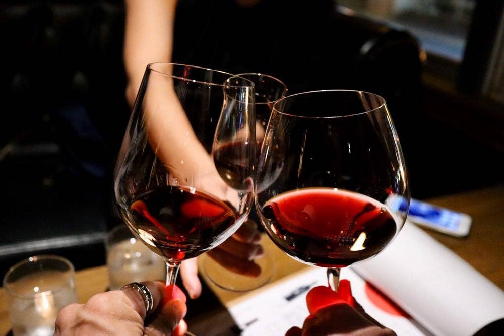 クアトロ ワインバー