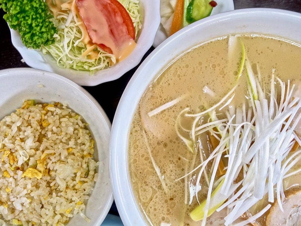萬来軒 鶴賀店