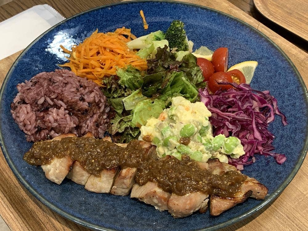 スポーツマリオ×タニタカフェ アリオ亀有店