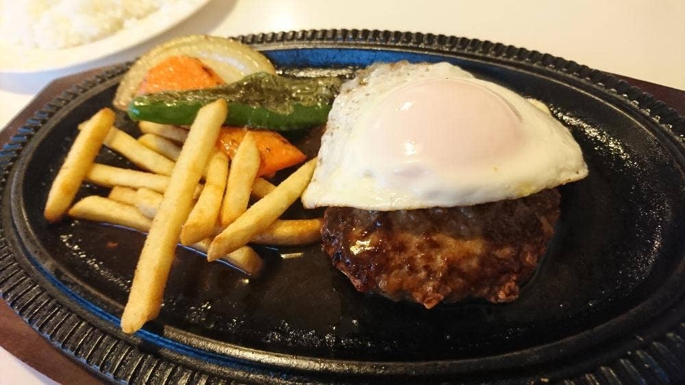 洋食亭エイト