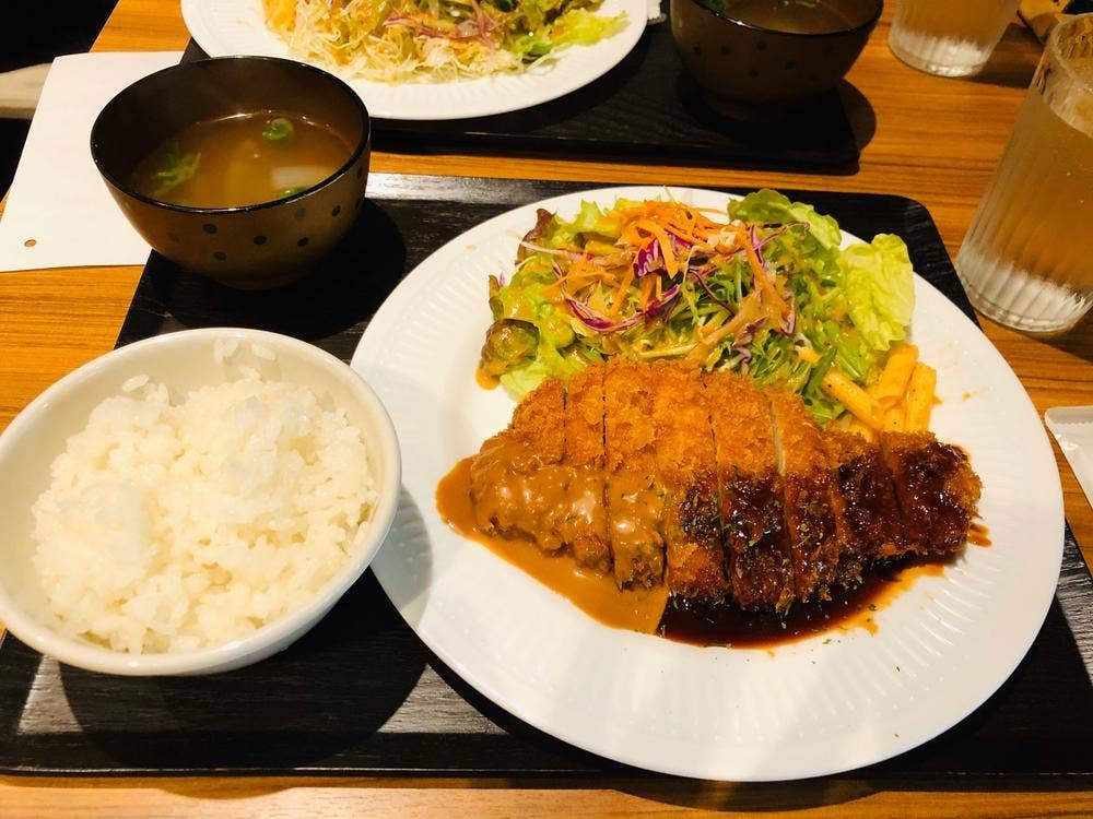 洋食酒場 MARUWA
