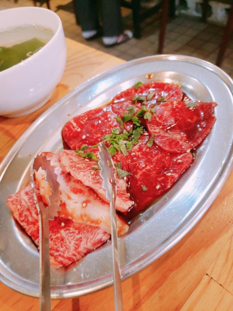 やきにく村