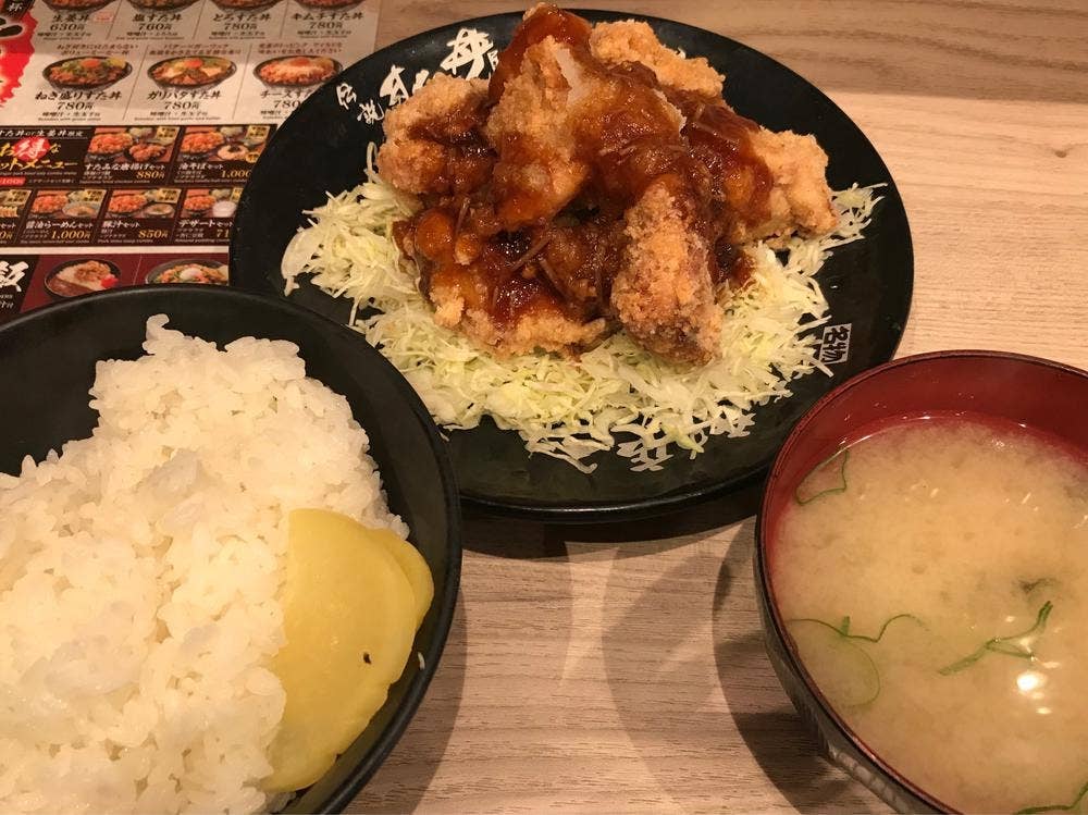 伝説のすた丼屋 仙台名掛丁店