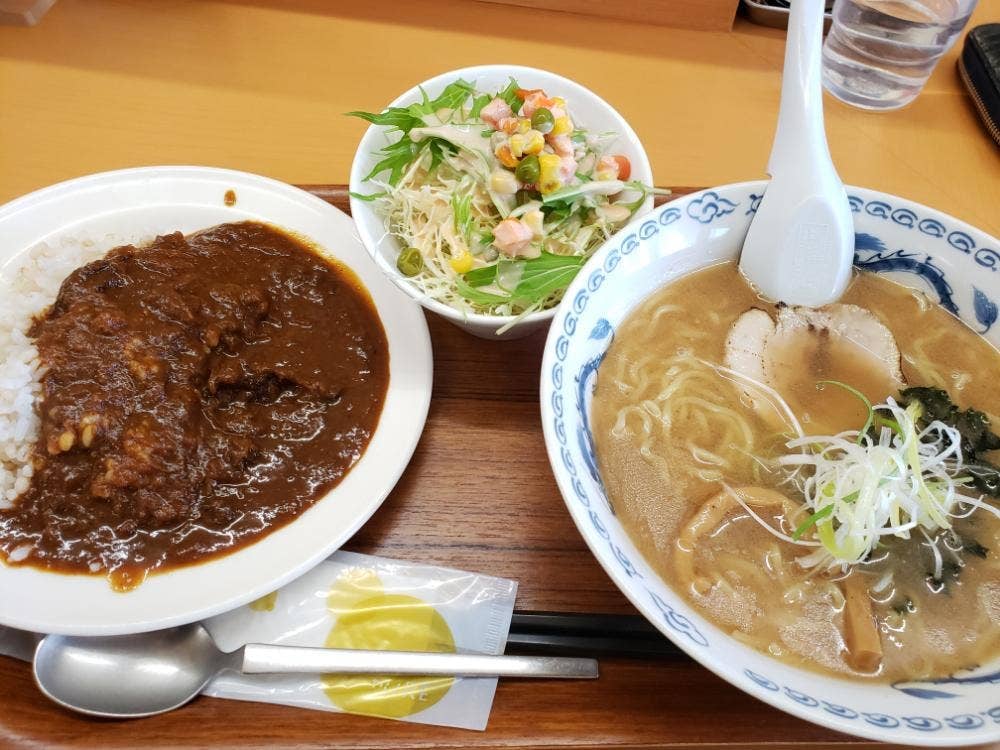 ファミリーレストラン ホリエ