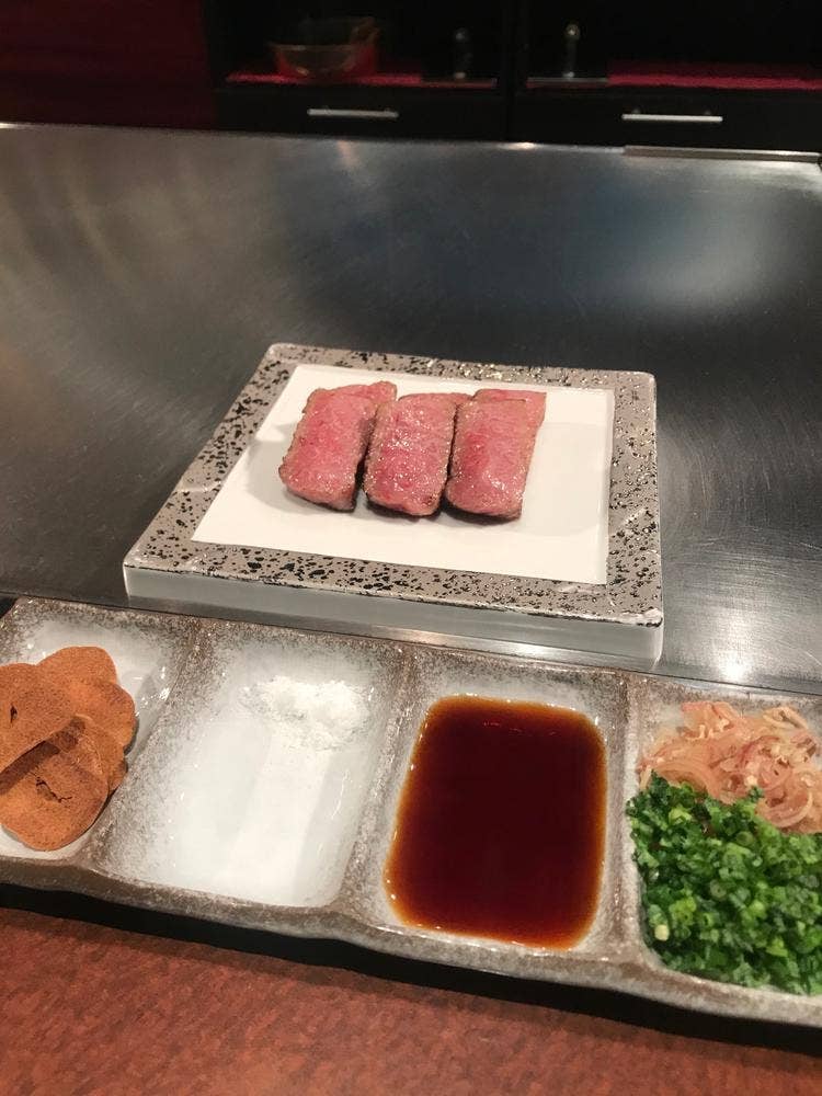 鉄板焼 こから