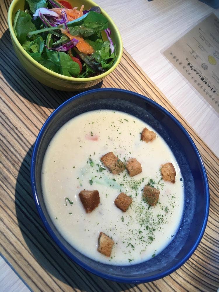 ベーカリー＆カフェ 南西の風