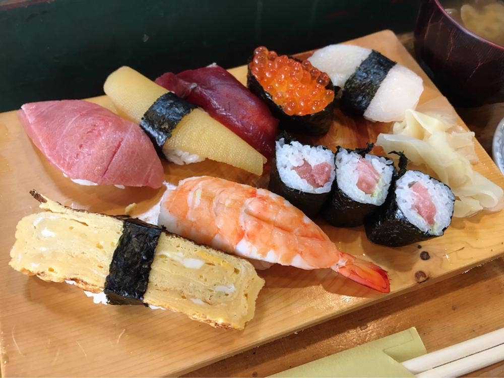 都鮨