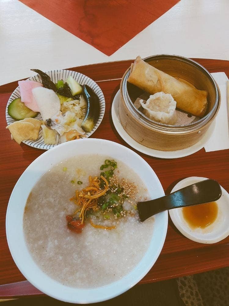 白鹿食堂