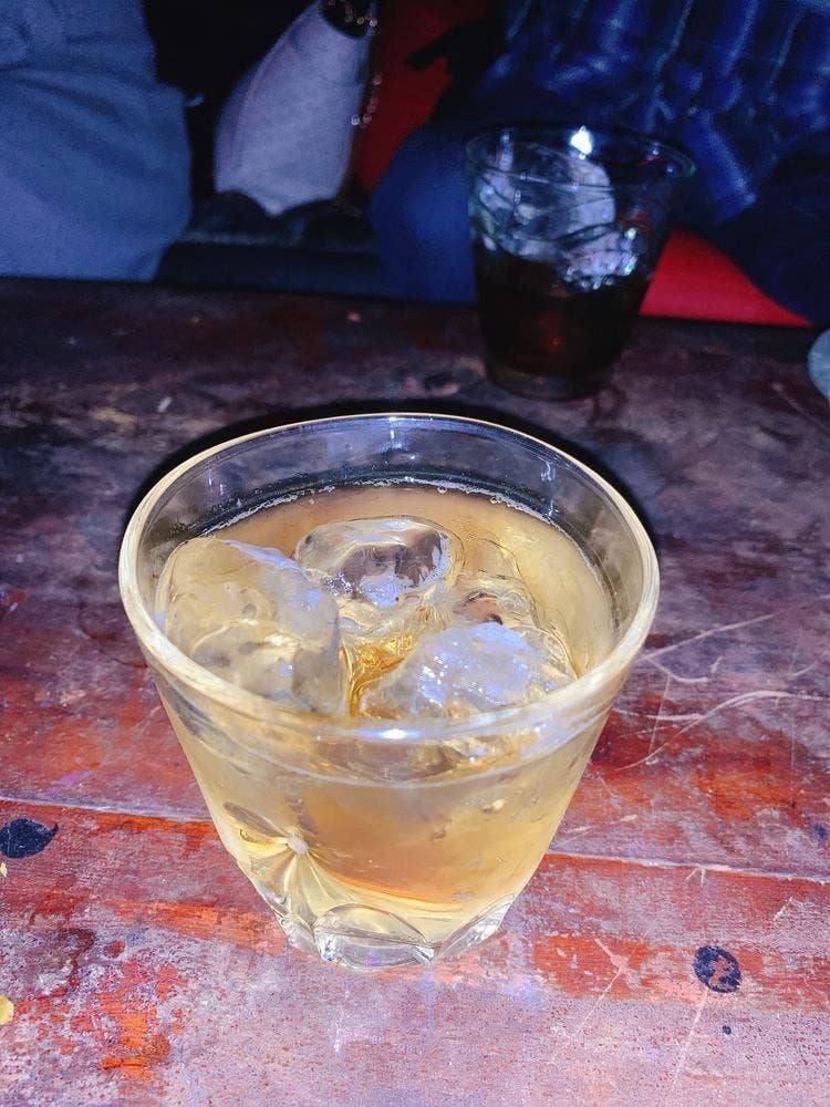 Bar 246