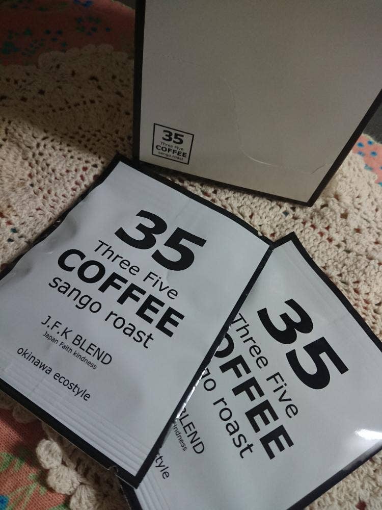35COFFEE 那覇空港駅店
