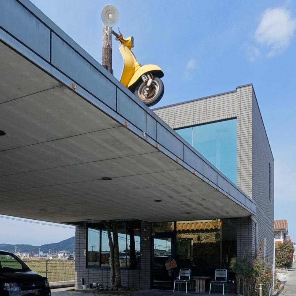 オステリア伊和