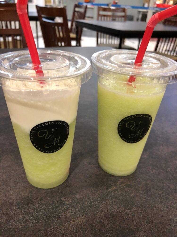 V2 & M by Fruits Bar AOKI イオンモール常滑店