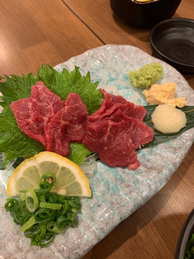 ⼤衆⾺⾁酒場 ⾺王 国際通りのれん街