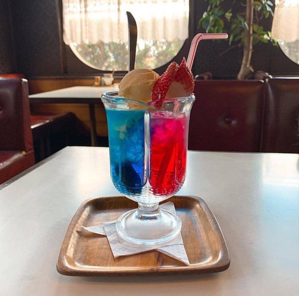 コーヒー&スナック 樹里