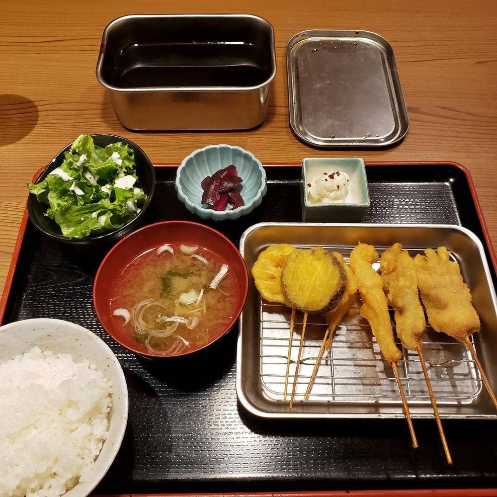 大阪屋台酒場 串マル