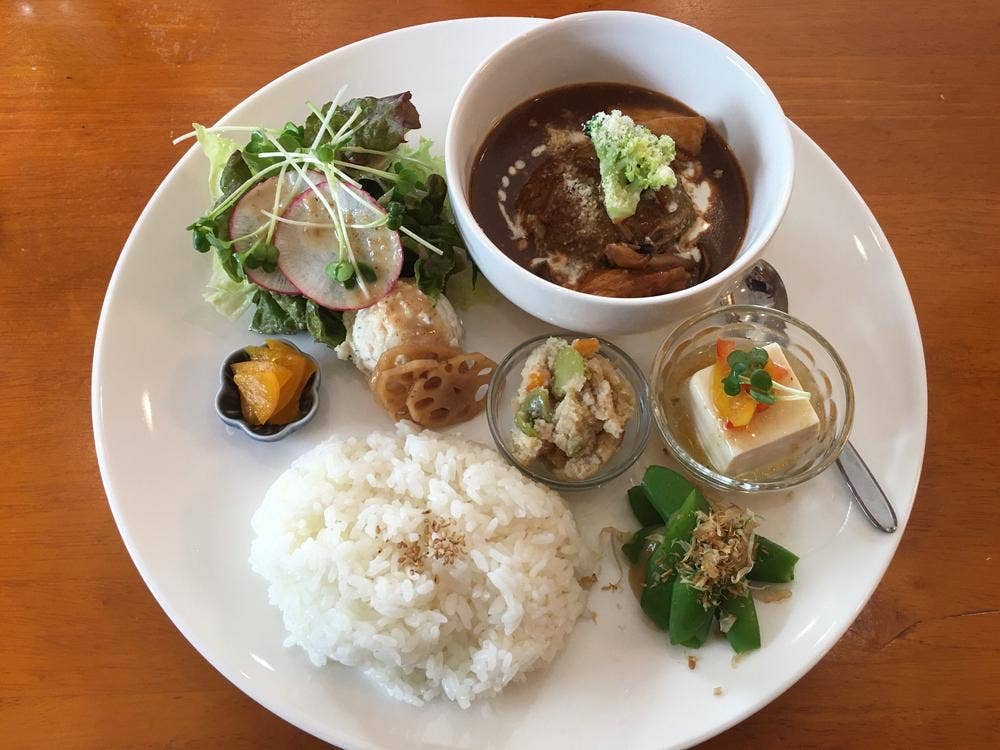 aman cafe+food