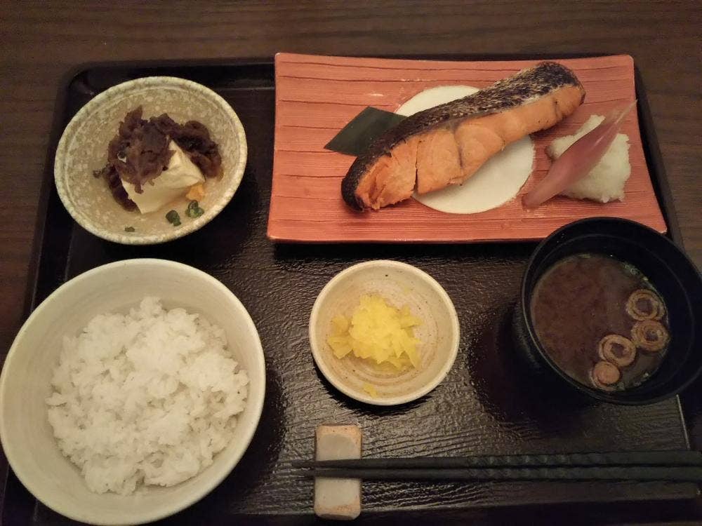 隠れ房 町田店