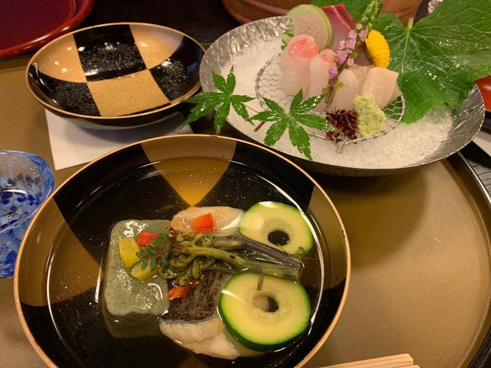 割烹旅館 湯の花荘