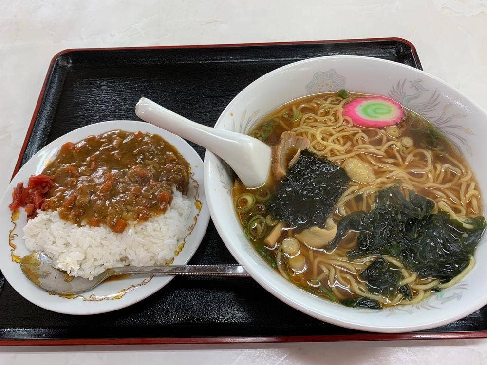 ローマノ泉食堂