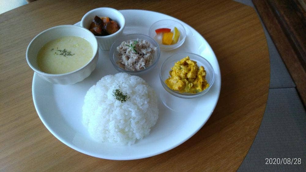 Cafe 三ツ葉