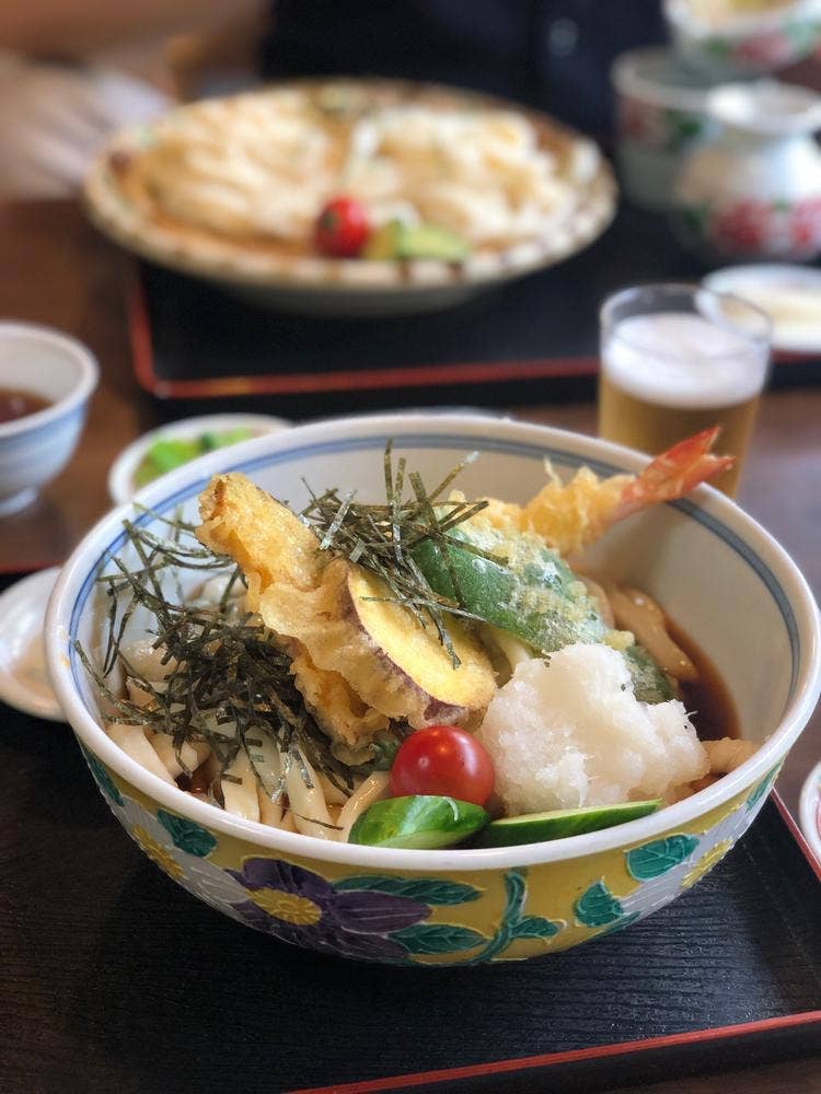 いむなや