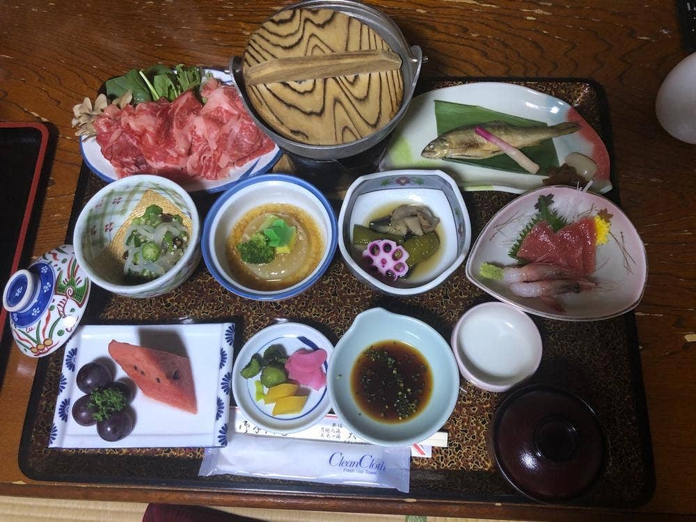 大出館
