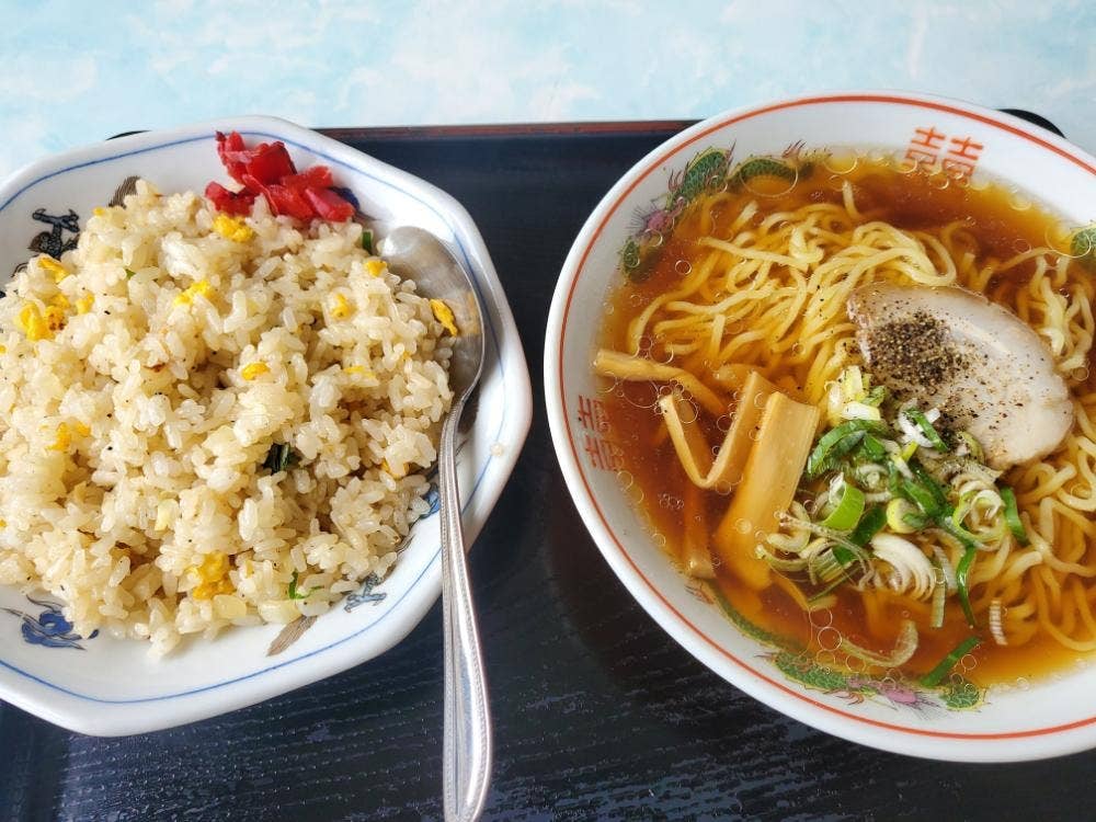 よしの屋食堂