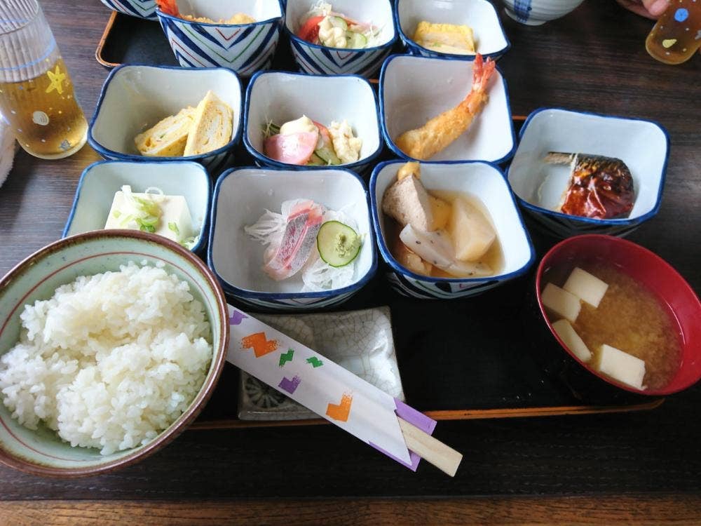 国八食堂