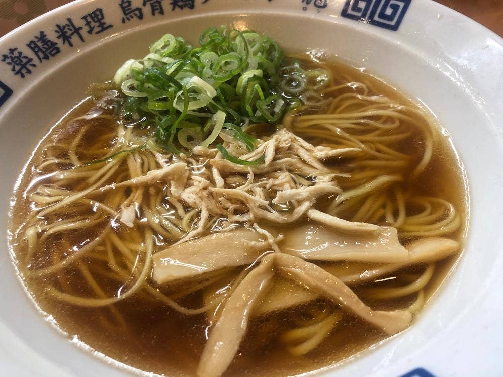 烏骨鶏ラーメン 龍