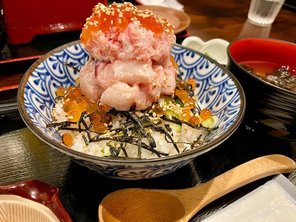 海鮮丼 ひかりや 近江町店