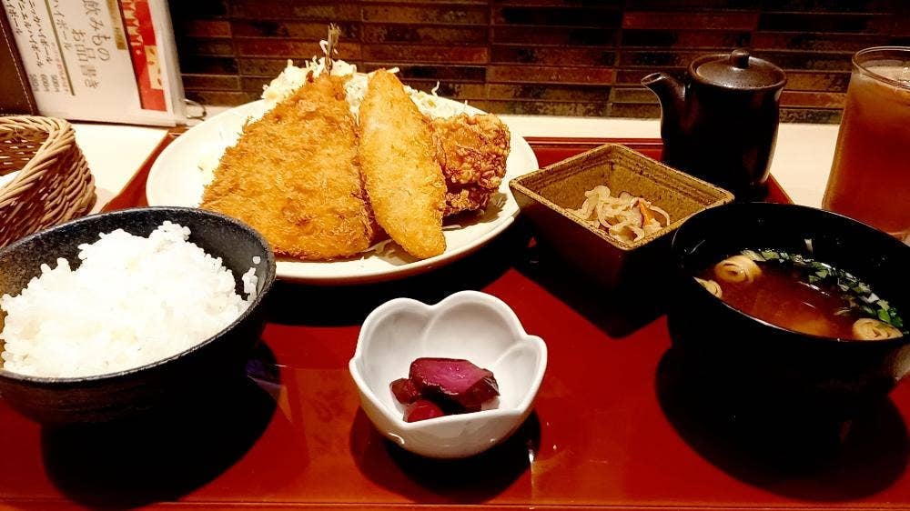 炭火焼とおばんざい 朴の木
